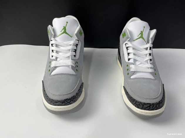 HYPE Air Chlorophyll Retro 3 Jordan 136064-006 0801